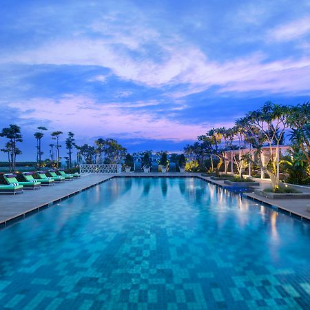 Novotel Tangerang Eksteriør billede