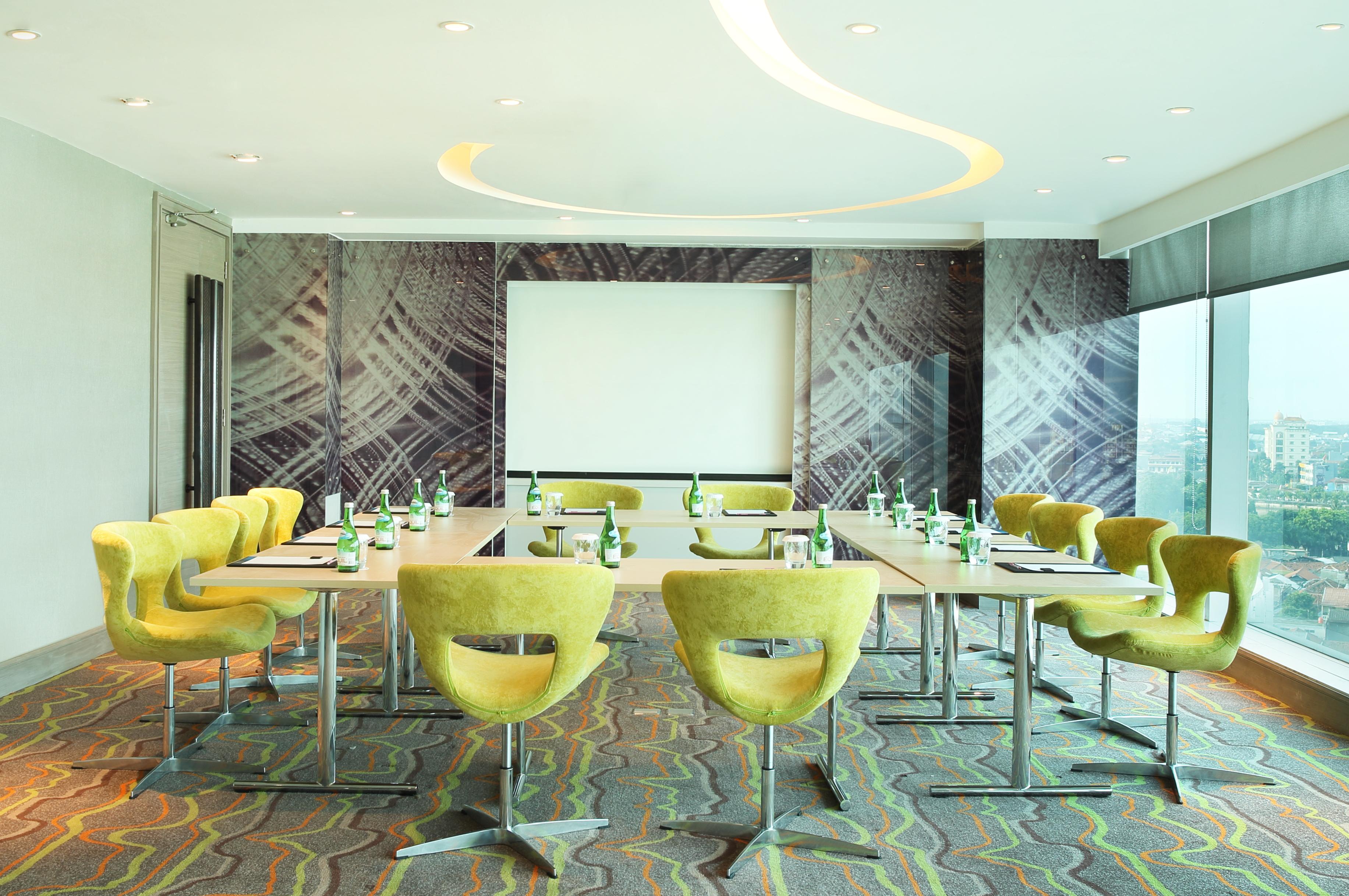 Novotel Tangerang Eksteriør billede