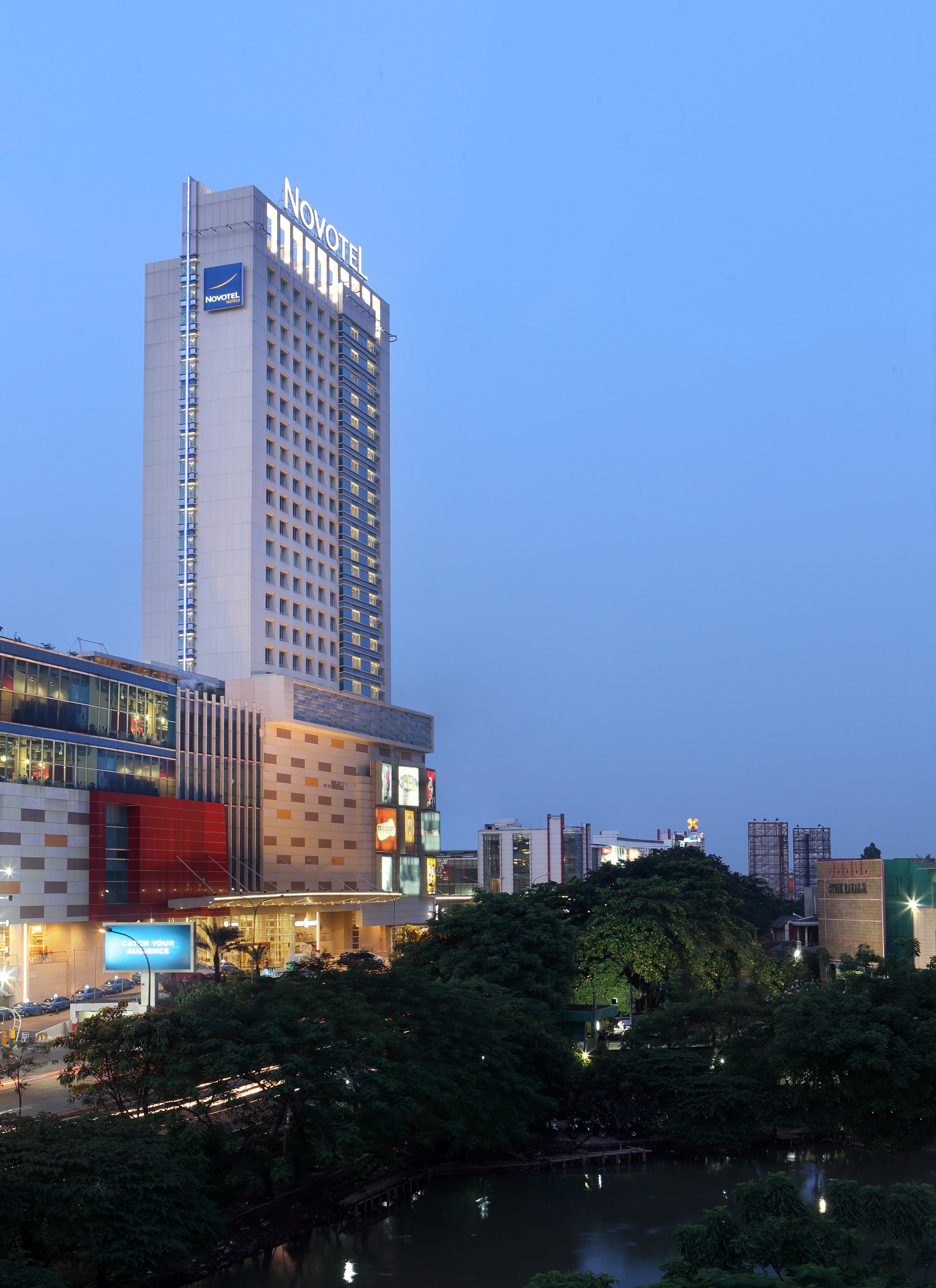 Novotel Tangerang Eksteriør billede