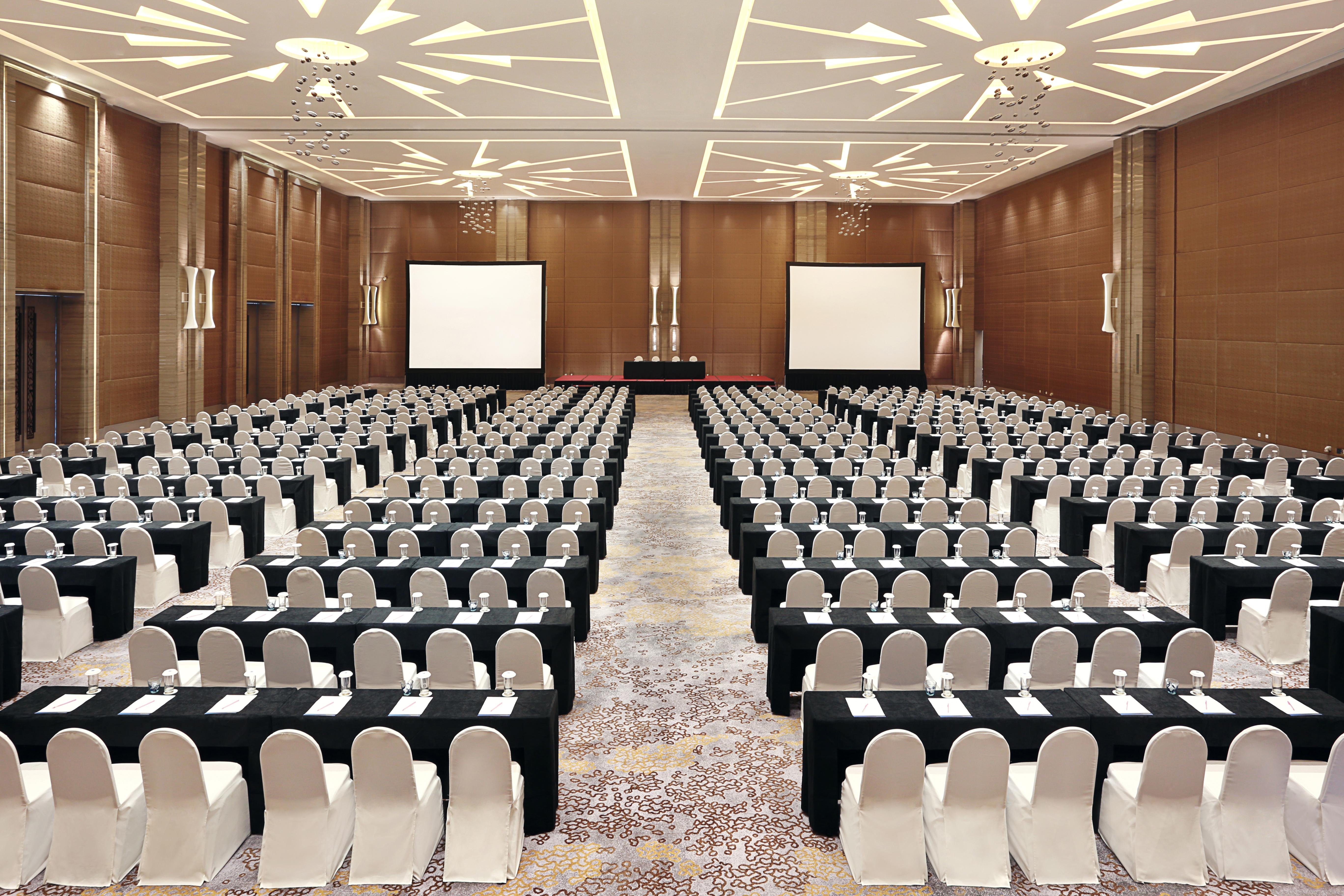 Novotel Tangerang Eksteriør billede