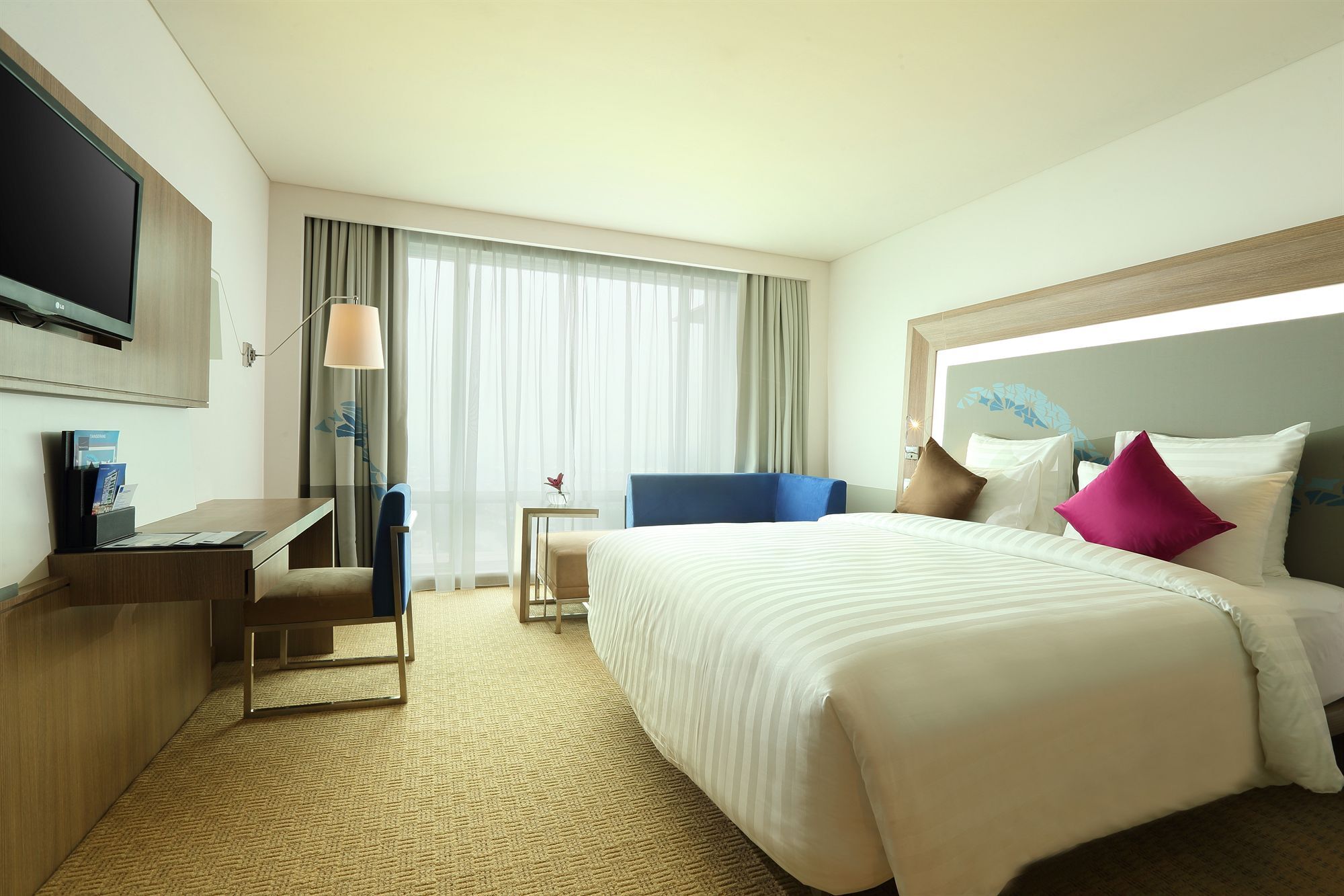 Novotel Tangerang Eksteriør billede